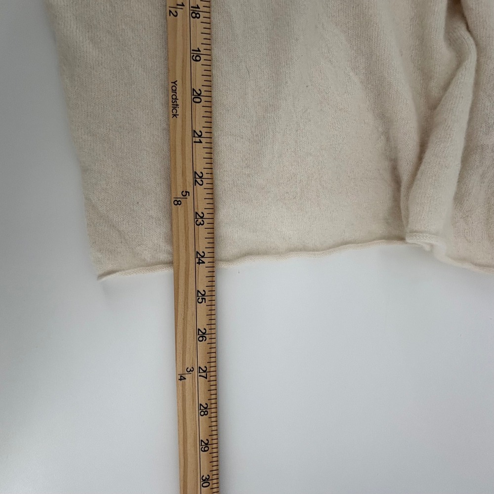 Vince Cashmere Crewneck Sweater Womens Large Cream Fair Rolled Hem Lightweight - Picture 7 of 9
